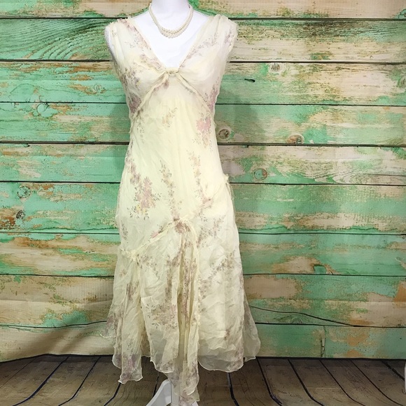 Max Studio Dresses & Skirts - Max Studio Silk Chiffon Vintage Floral Summer